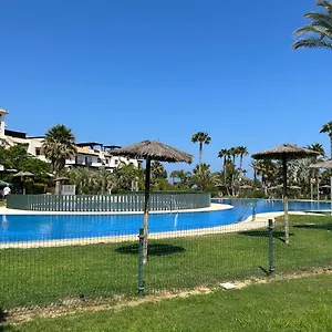 Atico Junto Al Mar,acceso Directo A La Playa,jardines De Nuevo Vera,wifi Apartamento